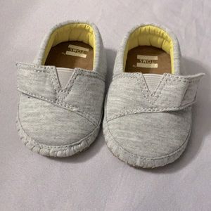 Unisex Tom’s Gray Size 2 soft sole shoes
